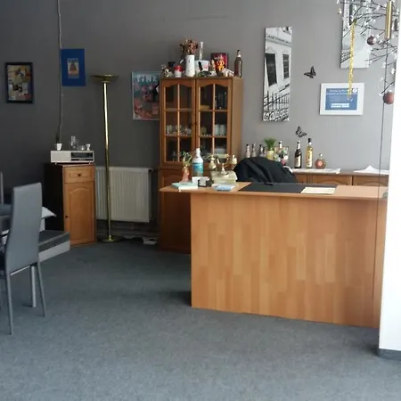 Am Piko-platz Guest house